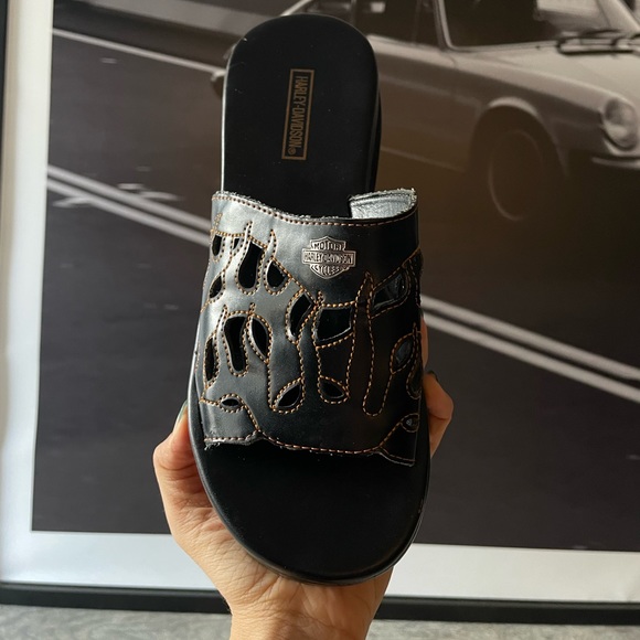 Harley Davidson Vintage Platform Sandals - Picture 4 of 6